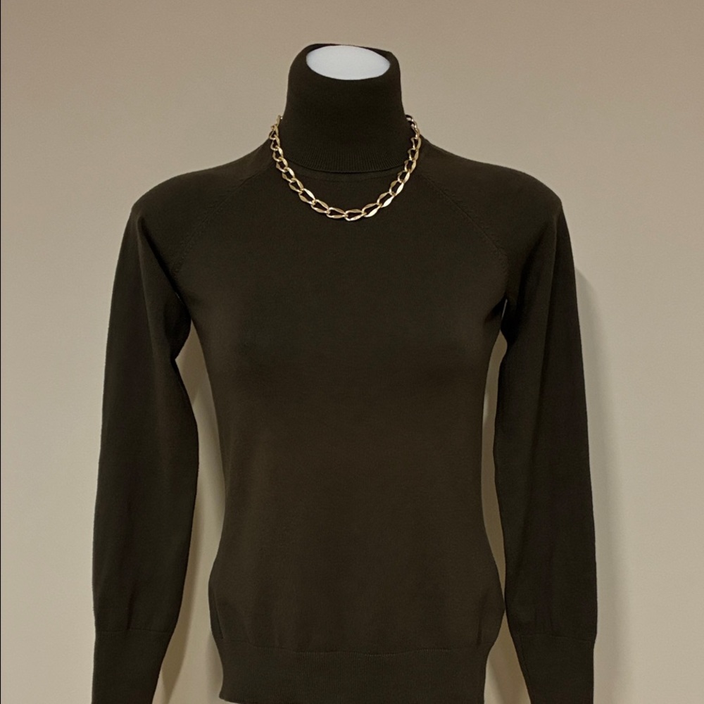 Classic Jacob Olive Green Turtleneck Sweater; Soft Cotton Blend; Size: M
